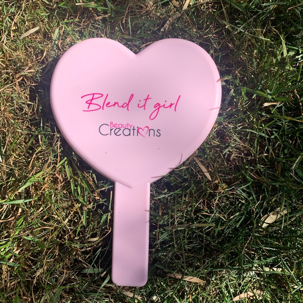 Beauty creation mirror